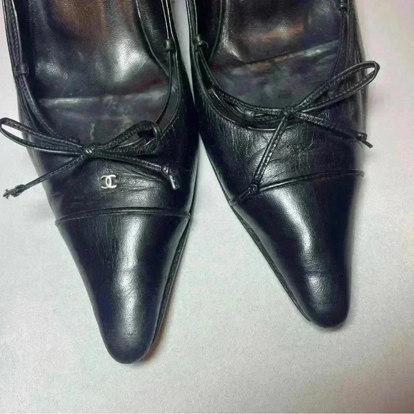 Chanel Vintage Black Pointed Square Toe Heels Bow 36 Leather Mules Gold CC Logo - Picture 8 of 13